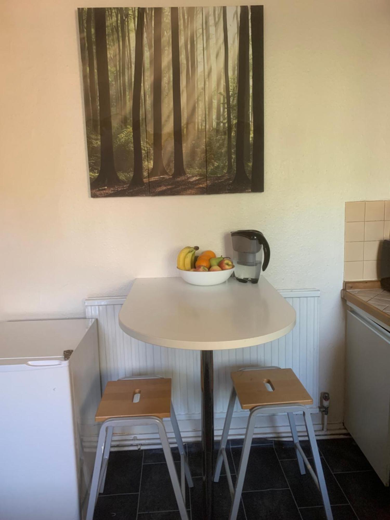 Location! Double Bedroom 2 Mins Walk From Battersea Power Underground Station! Alloggio in famiglia